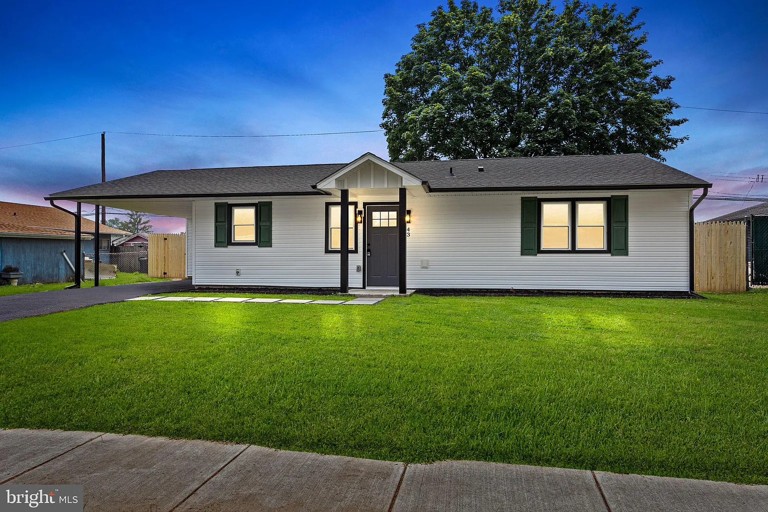 43 Balsam Rd photo 1