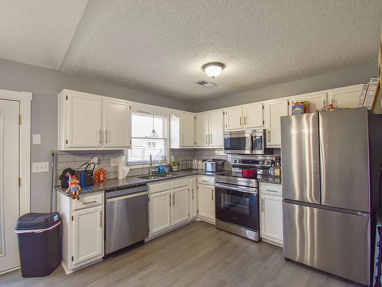 5598 Windy Knoll Pl — Photo 18