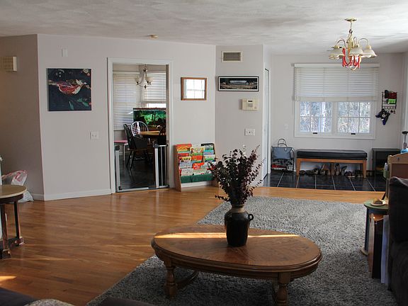 1240 sq ft of living space