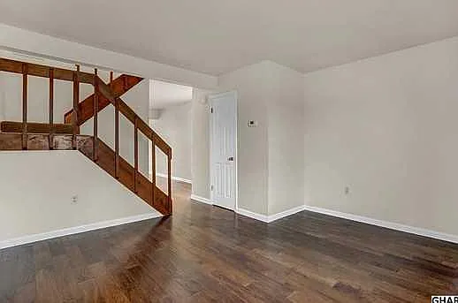 221 N Duke St #F — Photo 5