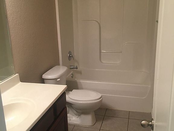 2nd image of 6117 S 39th St