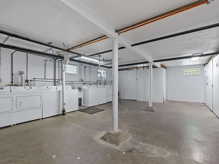 4303 Allison St — Photo 13
