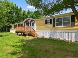 19 Bentley Ave, Moncton, NB E1E4L1