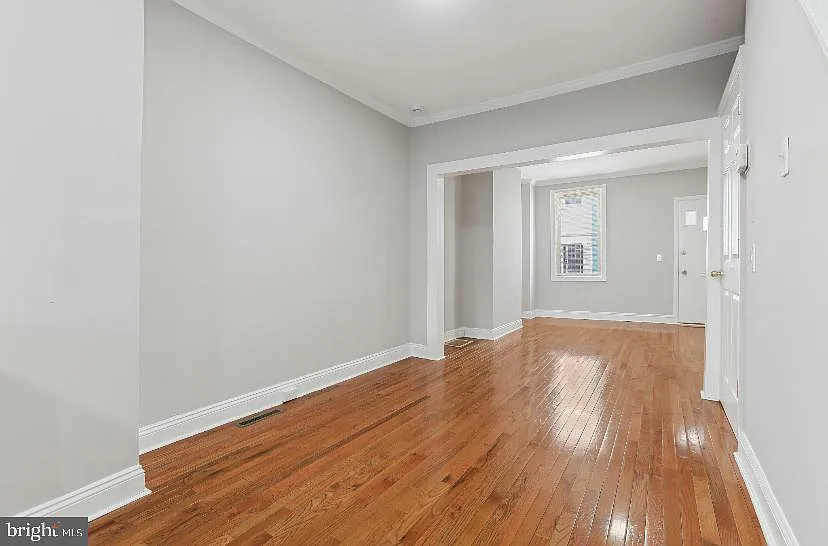 2 bed, 820 sqft, $1,500 — Photo 3