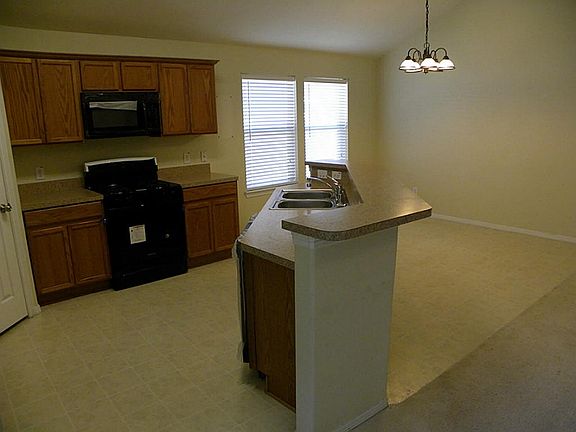 5th image of 3243 Meadow Bay Ln
