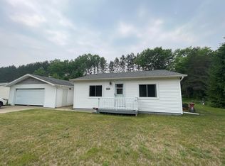 205 W Loves Dr, Roscommon, MI 48653