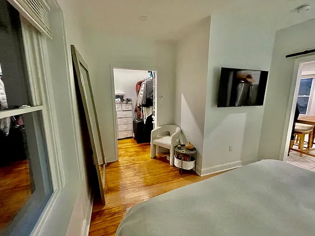 206 Hanover St #1L — Photo 5