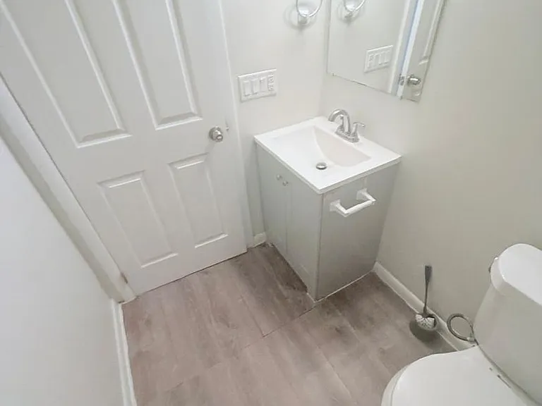 4438 Pearl Rd — Photo 14