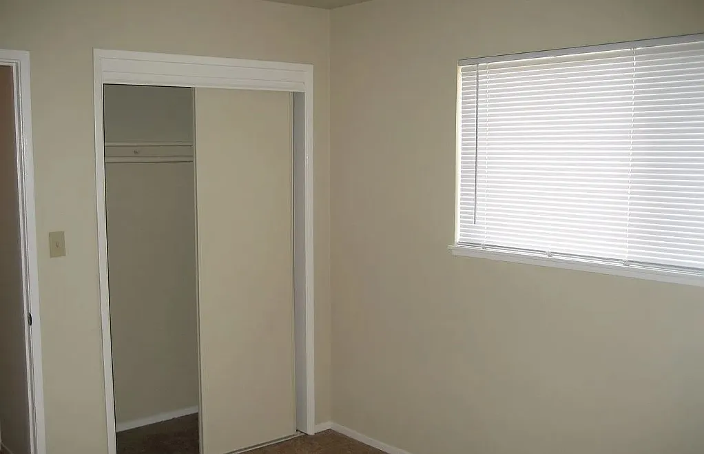 1 bed, 1.0 bath, 600 sqft, $1,995 — Photo 2