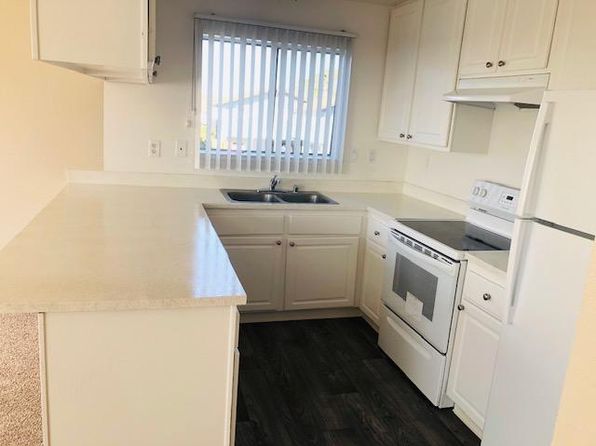 Hillcrest Manor | 3037 Owen Ave, Marina, CA