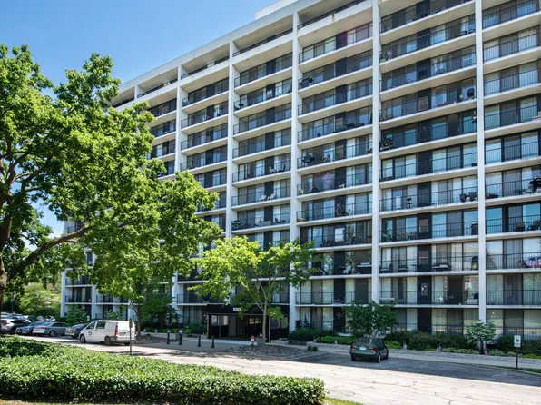 2015 S Finley Rd APT 612, Lombard, IL 60148