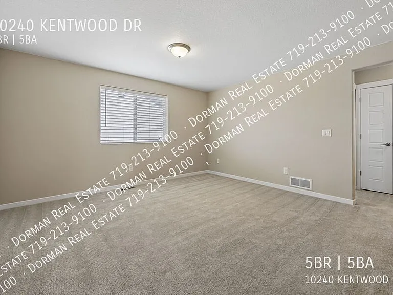 10240 Kentwood Dr — Photo 78