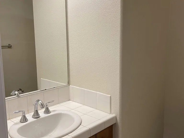 31750 Paseo De Castaic — Photo 11