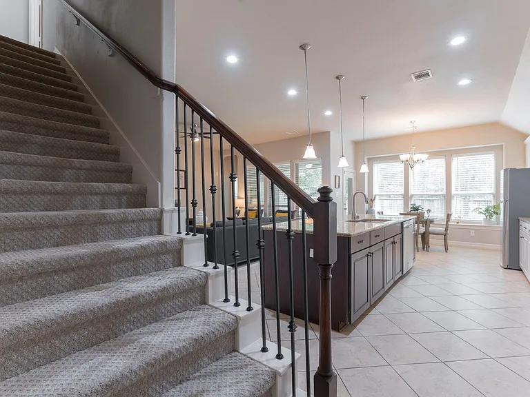 198 Hearthshire Cir — Photo 41