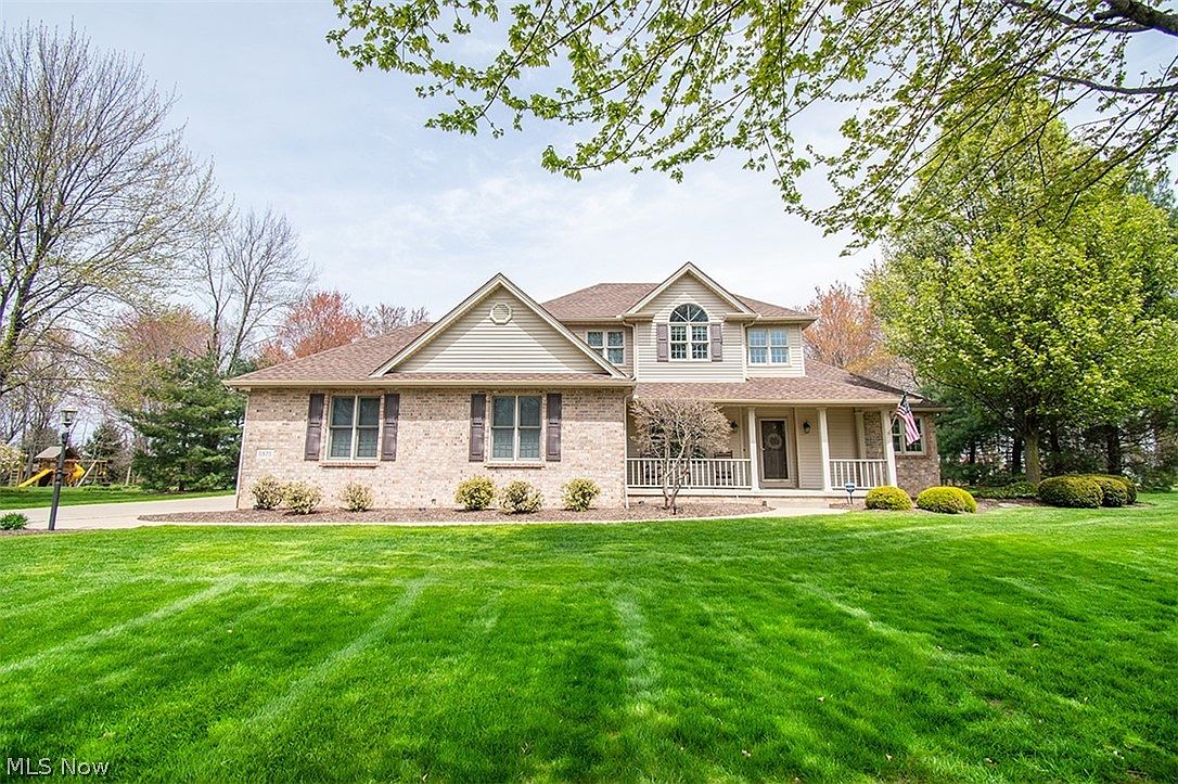 5970 Deer Spring Run, Canfield, OH 44406 Zillow
