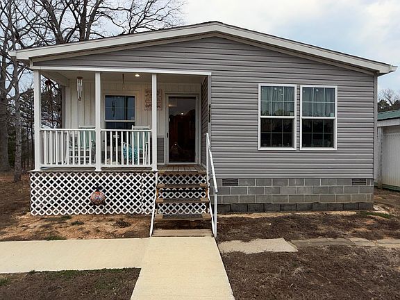 3rd image of 20245 Friendship Drive