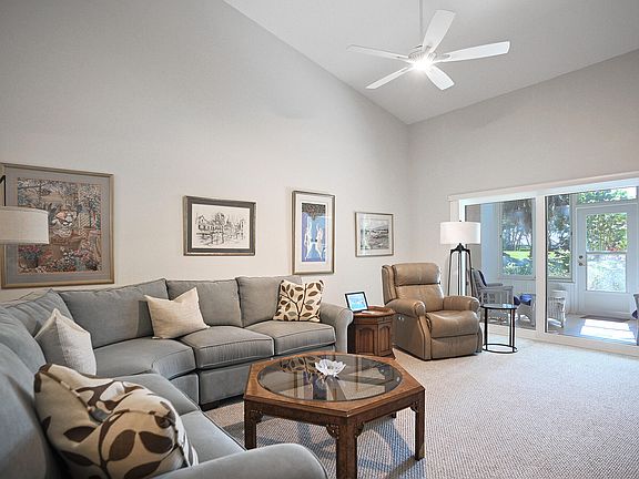 4th image of 111 Aquarina Blvd