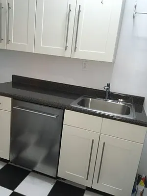 Rented by Metropolitan Property Group | media 18