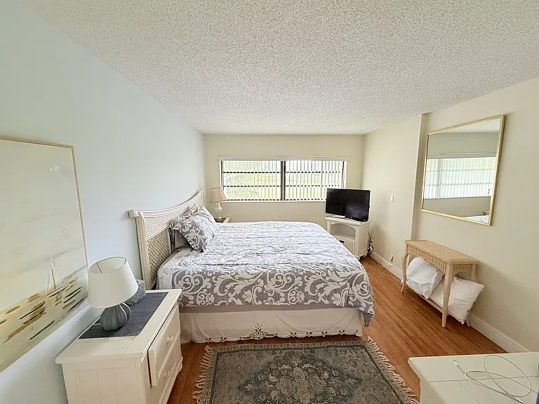 451 Greensward Ln #B202 — Photo 9