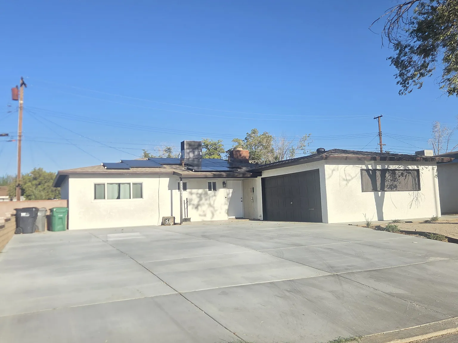 3 bed, 1260 sqft, $2,700 — Photo 1