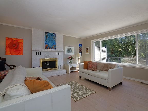 4th image of 682 Crucil Rd