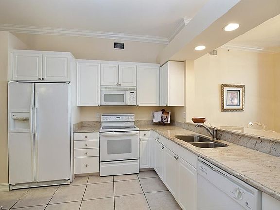 3rd image of 837 Sailaway Ln APT 103