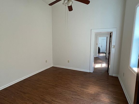 4th image of 2813 Orleans Ave #2813