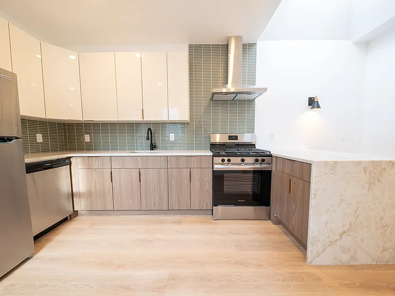 4525 Brown St #2 — Photo 5