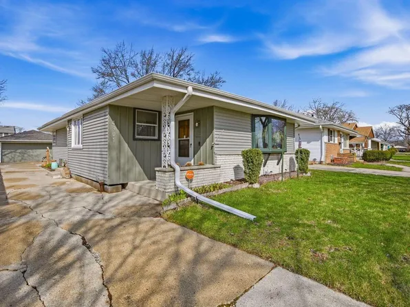 4901 North 104th STREET, Milwaukee, WI 53225