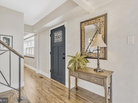 5th image of 4203 Mellwood Ln