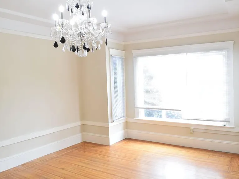 495 27th Ave #6 — Photo 2