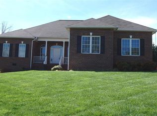 12 Par Dr, Granite Falls, NC 28630