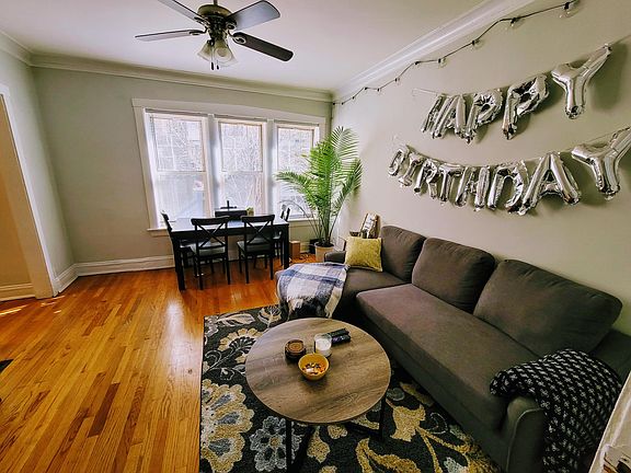4th image of 1600 W Rosemont Ave #3