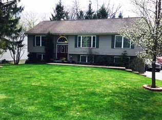 112 Aspen Dr, Franklin, PA 16323