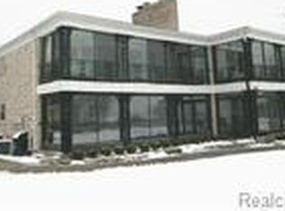 24356 E River Rd UNIT 19, Grosse Ile, MI 48138