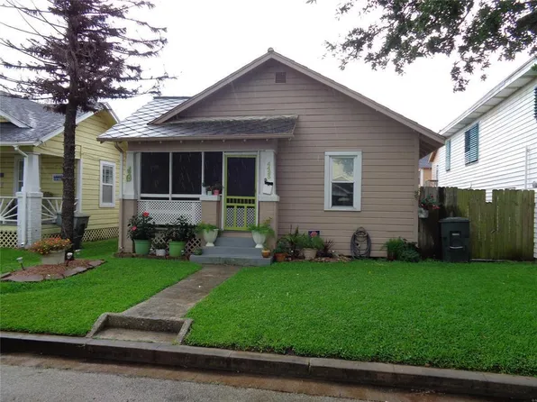 4423 Avenue K, Galveston, TX 77550