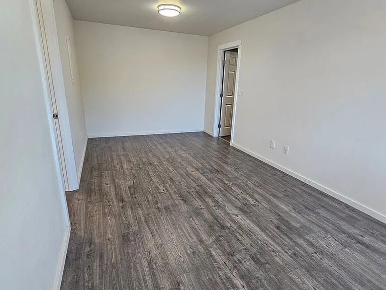 171 Mellecker Way — Photo 30