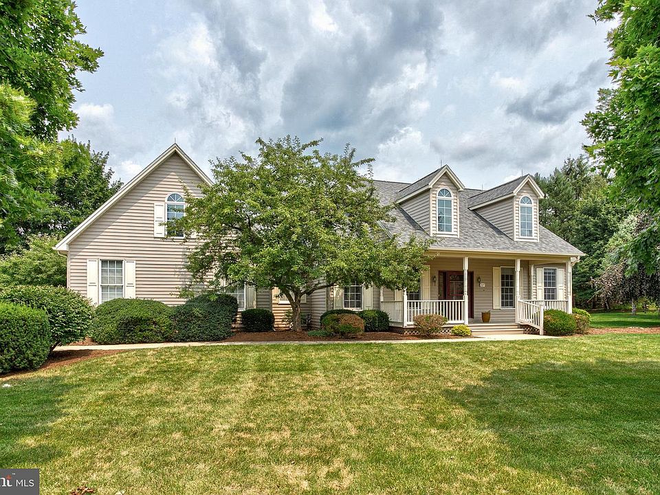 1st image of 227 Village Heights Dr