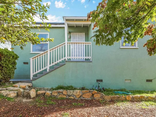 5977 Balmoral Dr, San Diego, CA 92114