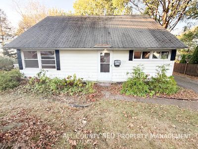 2360 Giffels Dr, Cuyahoga Falls, OH, 44221