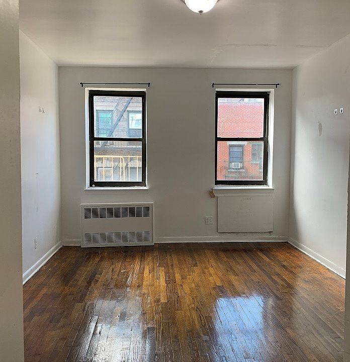 1st image of 76 Mulberry St #5A