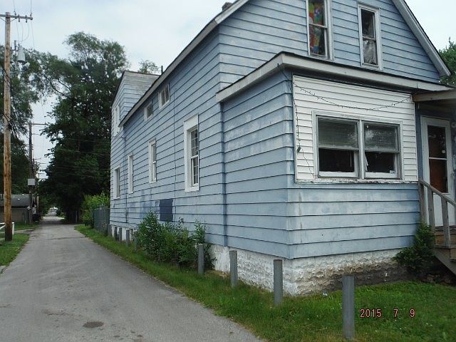 2nd image of 6215 Monroe Ave