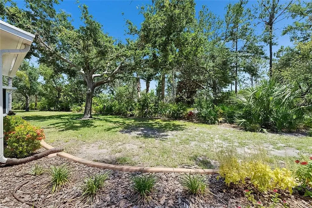 2 bed, 2.0 bath, 1414 sqft, $2,000 — Photo 3