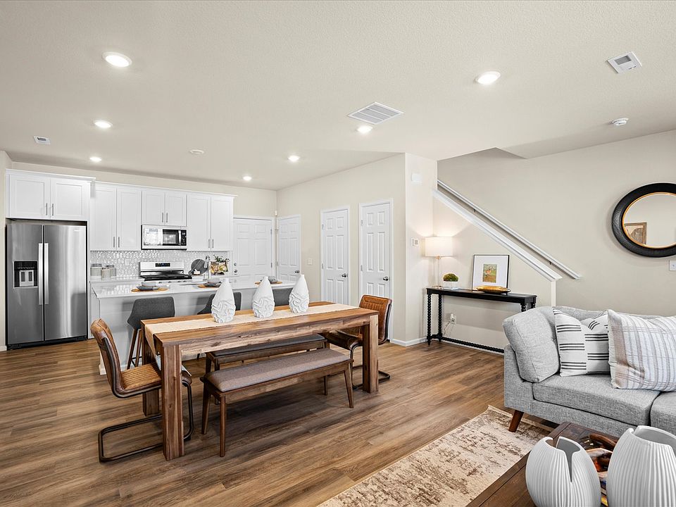 Model Home Picture (for representation of furniture layout only)