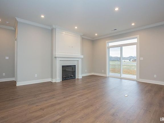 2nd image of 7013 Ironwood Cir