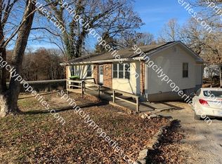 505 W Carman Rd, El Dorado Springs, MO 64744