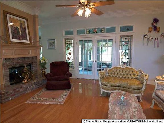 3rd image of 40252 Swan Cir