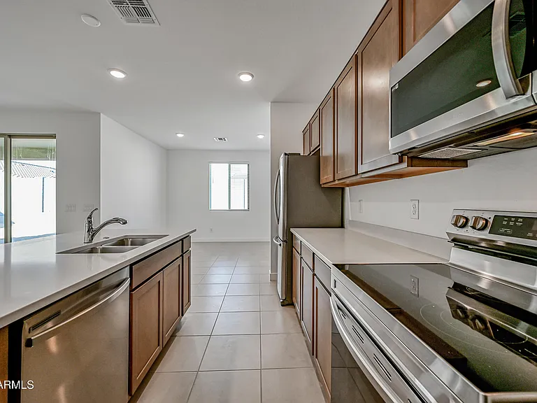 23410 W Florence Ave — Photo 9