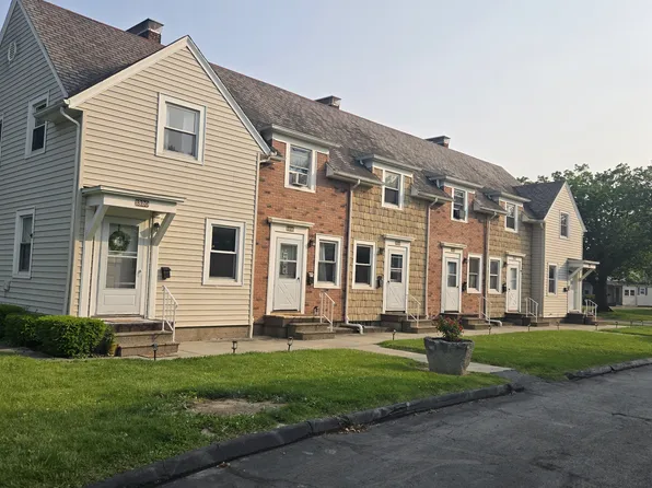 1310 S Danley Sq, Lorain, OH 44052