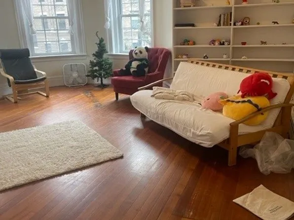 187 Naples Rd #1, Brookline, MA 02446